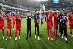 قلعه نویی:با این بازیکنان من مربی ثروتمندی هستم