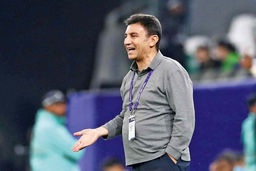 انتقاد تند از قلعه نویی و ماندن در تیم ملی 