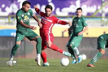  صعود پرسپولیس با غلبه بر ذوب آهن