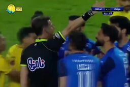 سپاهان-استقلال؛ جنگ صدر نشینی در نقش جهان
