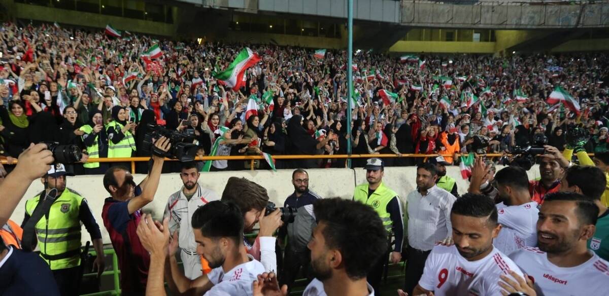 ایران-کامبوج و خاطره شیرین دسته‌جمعی+عکس