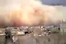 ویدئو:لحظه آخر الزمانی حرکت طوفان شن وحشتناک به سمت ایران