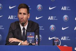 معضل بزرگ انتقال لئو مسی به PSG + جزئیات