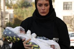 خیابان گردی سحر قریشی با ماشین +عکس