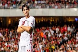 نسخه پیچی لژیونر جوان برای تیم ملی / سردار آزمون: وقتی پول ندارید چرا مربی ایرانی نمی‌آورید؟
