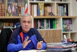 سوختن «حاج فتل» مرد جنجالی؛ تو مدیر استقلال نمی‌شوی!

