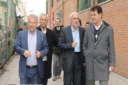 درودگر برای کفاشیان شمشیر را از رو بست!
