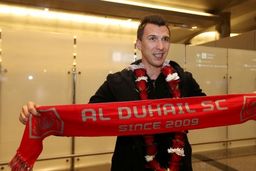 مانژوکیچ وارد دوحه شد / استقبال از مهاجم یووه از سوی حریف پرسپولیس + عکس و فیلم

