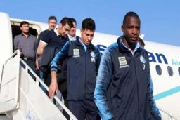 شاگردان مجیدی با بنر ویژه به ایران رسیدند + عکس

