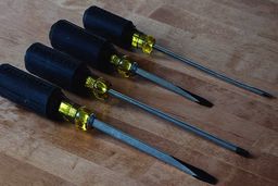 ​آشنایی با کاربرد انواع پیچگوشتی