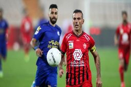 امیدواری به رسیدن کاپیتان؛سید جلال با تیم به اراک رفت