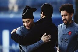 جشن بزرگ در فرانسه برای خداحافظی با امباپه