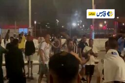 اولین درگیری خیابانی تماشاگران جام جهانی بر سر مسی|فیلم