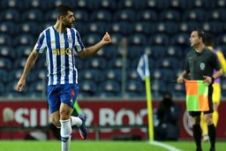 نمره متوسط طارمی برای نمایشش مقابل مارسی + عکس

