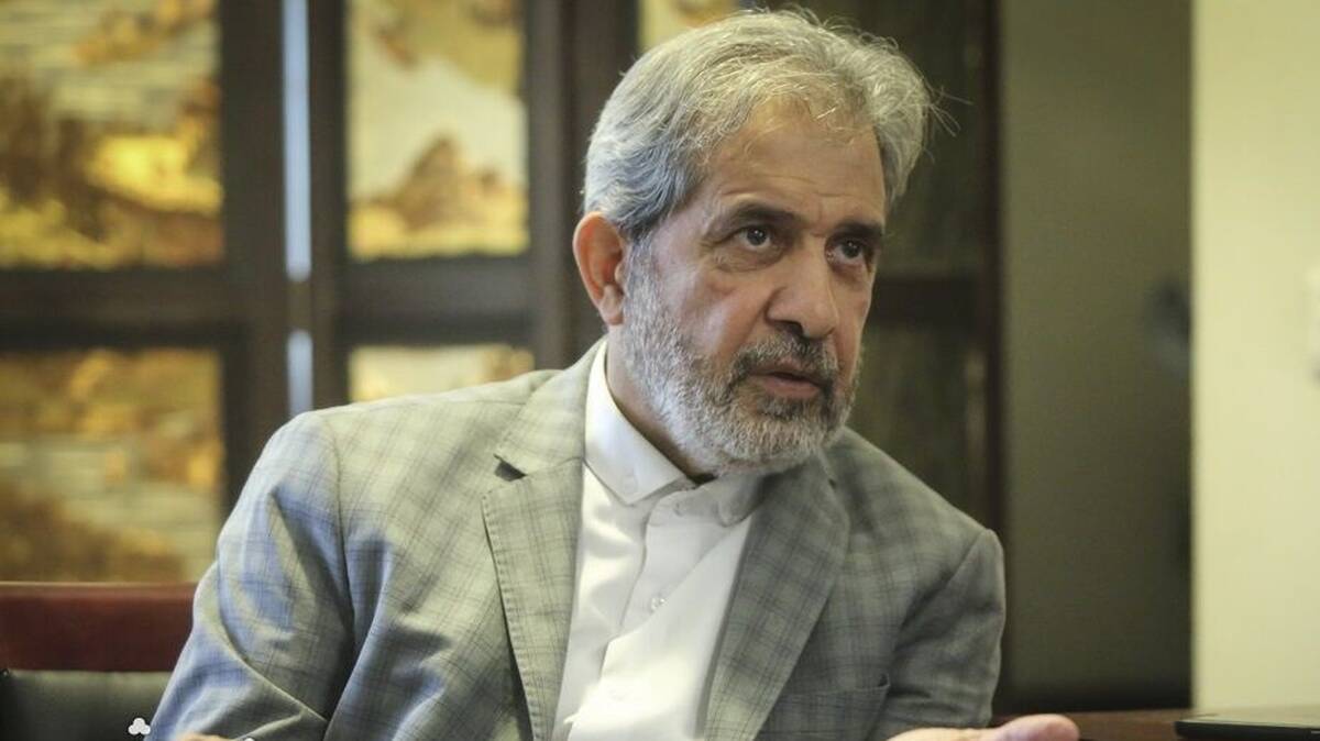 دلجویی وزیر ارتباطات از مجیدی بخاطر کری خوانی زشت آذری جهرمی 
