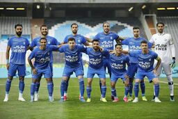 کاپیتان استقلال مقابل صنعت نفت کیست؟

