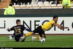 تراکتور مهاجم سپاهان را می خواهد