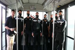 تصاویر پرواز تیم ملی فوتبال  به امارات