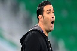 مخالفت شدید باشگاه فولاد با استعفای نکونام