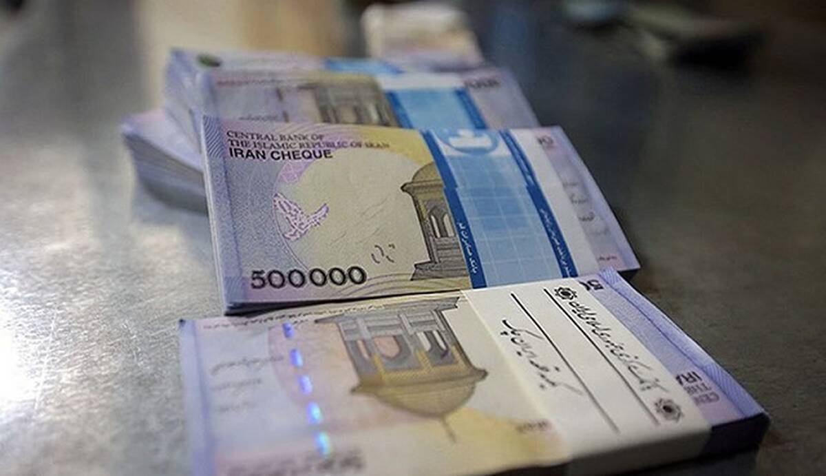 حقوق کدام کارمندان افزایش می‌یابد؟ + جدول
