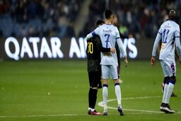 پاری سن ژرمن 5 - تیم منتخب النصر و الهلال 4/ گلزنی مسی و رونالدو در نبرد ریاض
