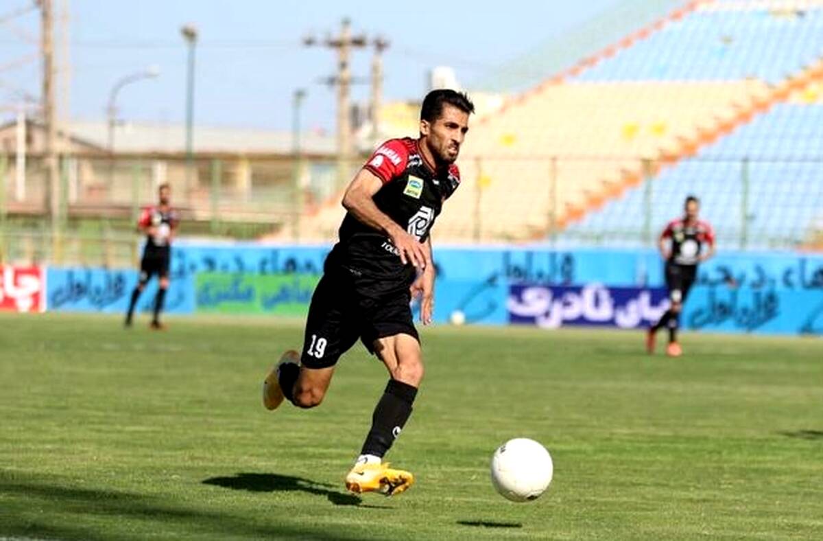 ستاره پرسپولیس در بحرین ماندگار شد! 