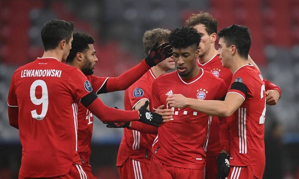 هواداران پرسپولیس در انتظار پیام بایرن‌مونیخ + عکس

