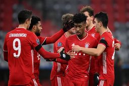 هواداران پرسپولیس در انتظار پیام بایرن‌مونیخ + عکس

