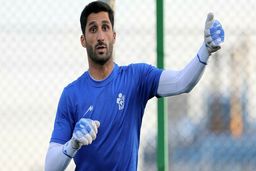 رشید مظاهری منتظر حکم کمیته انضباطی باشگاه پیکان