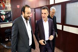 سکوت انصاری‌فرد و مغفول ماندن پرونده‌های جنجالی / هاشمی از چه تخلفاتی صحبت کرد؟



