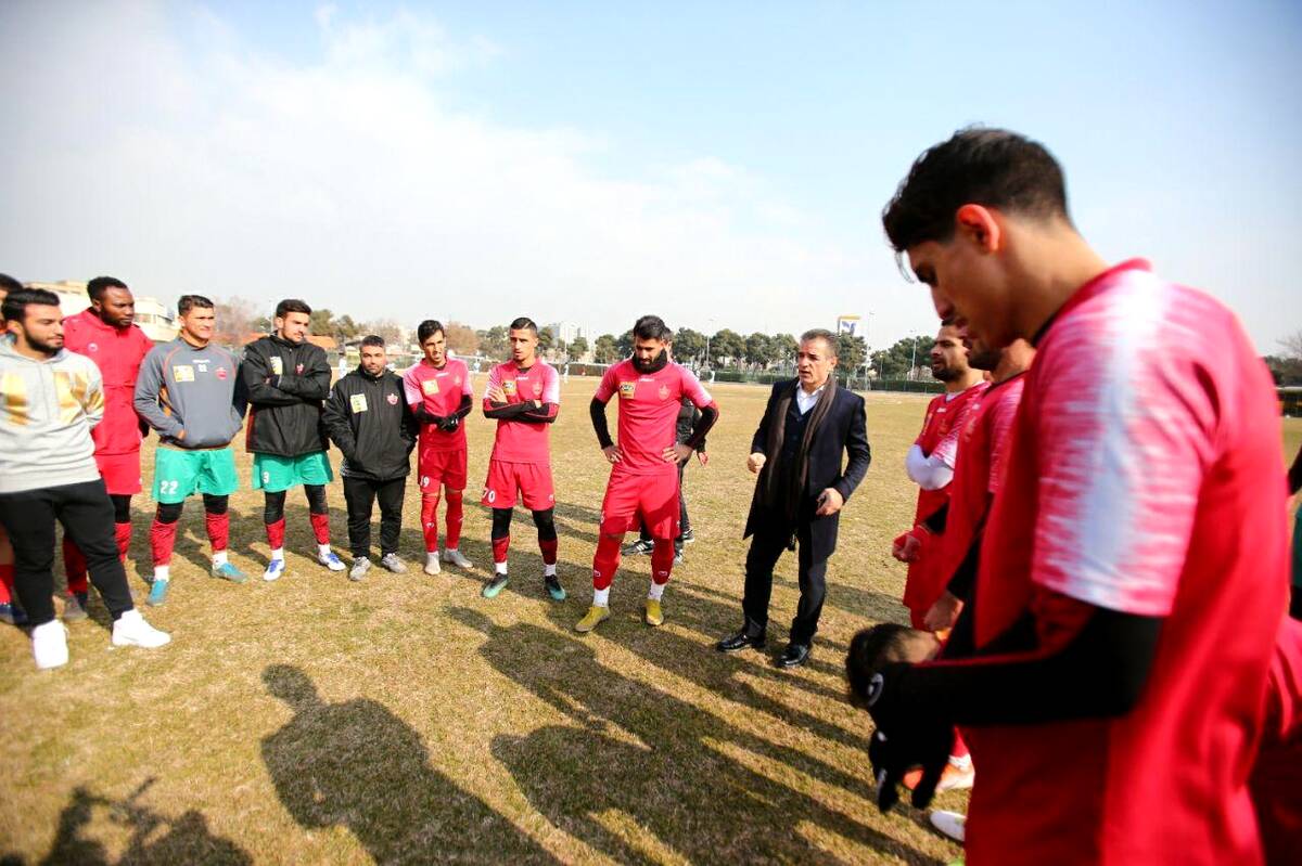دلیل غیبت مربی پرسپولیس فاش شد + جزئیات

