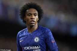 حریف پرسپولیس به دنبال جذب دو ستاره چلسی

