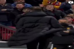 حمله هواداران منچستریونایتد به سیمئونه |فیلم