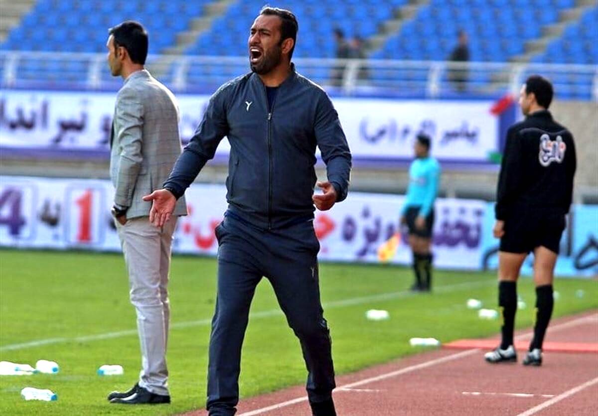 سیاوش اکبرپور پس از تساوی محمود فکری و ترکیبش را شست و پهن کرد !