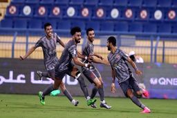 پژمان منتظری و رامین رضاییان در تیم منتخب لیگ ستارگان + عکس

