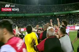 فیلم لحظه پرواز علی‌بیرو روی دست پرسپولیسی‌ها