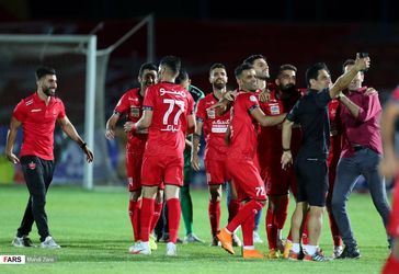 قهرمانی پرسپولیس در لیگ بیستم