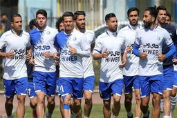 لجبازی دستیار محمود فکری با بازیکنان استقلال!/ ناراحتی بازیکنان استقلال از مرفاوی

