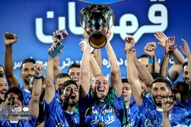 جشن قهرمانی استقلال