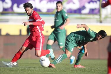  صعود پرسپولیس با غلبه بر ذوب آهن