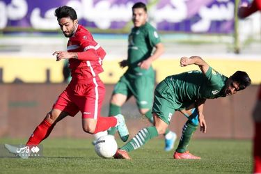  صعود پرسپولیس با غلبه بر ذوب آهن