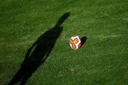 بازیکن مطرح فوتبال به ایران برنگشت| جزئیات