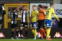 کولاک کاوه رضایی با پای چپ! 

