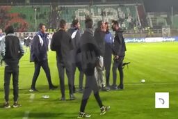 لحظه درگیری نکونام با فیلمبردار پخش زنده