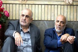 دادرس: زیاد صحبت کنند صحبت‌های پلیس اصفهان را پخش می‌کنیم / یک بیانیه نه، ۱۰ بیانیه بدهند!


