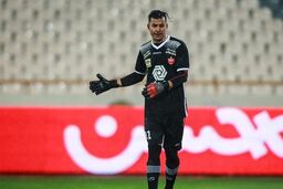 واکنش جنجالی دروازه بان پرسپولیس به مهدی هاشمی‌نسب!+عکس دیدنی 