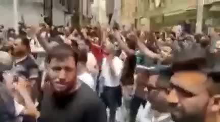 آمار وحشتناک از مردم زیر آوار در ریزش ساختمان متروپل|فیلم تجمع سوگواری مردم