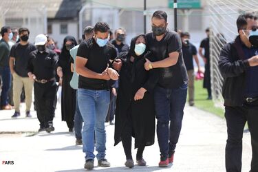 نادر دست نشان