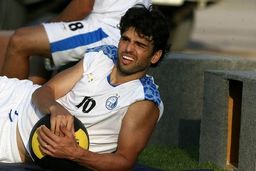 پادوانی بمب ساعتی نابودی استقلال