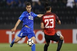 مقصد جدید برای لژیونر استقلالی؛ستاره آبی ها در آستانه همبازی با یک پرسپولیسی